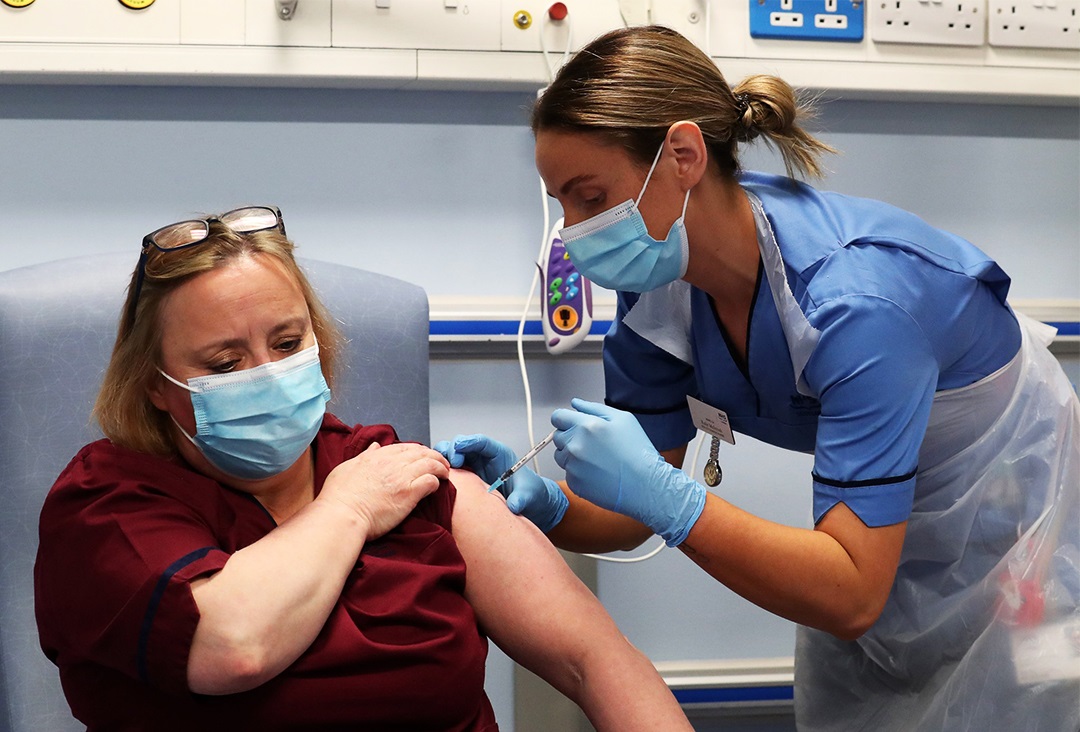 کمیته واکسیناسیون کانادا: افراد بالای ۳۰ سال می‌توانند واکسن «جانسون ‌اند جانسون» تزریق کنند