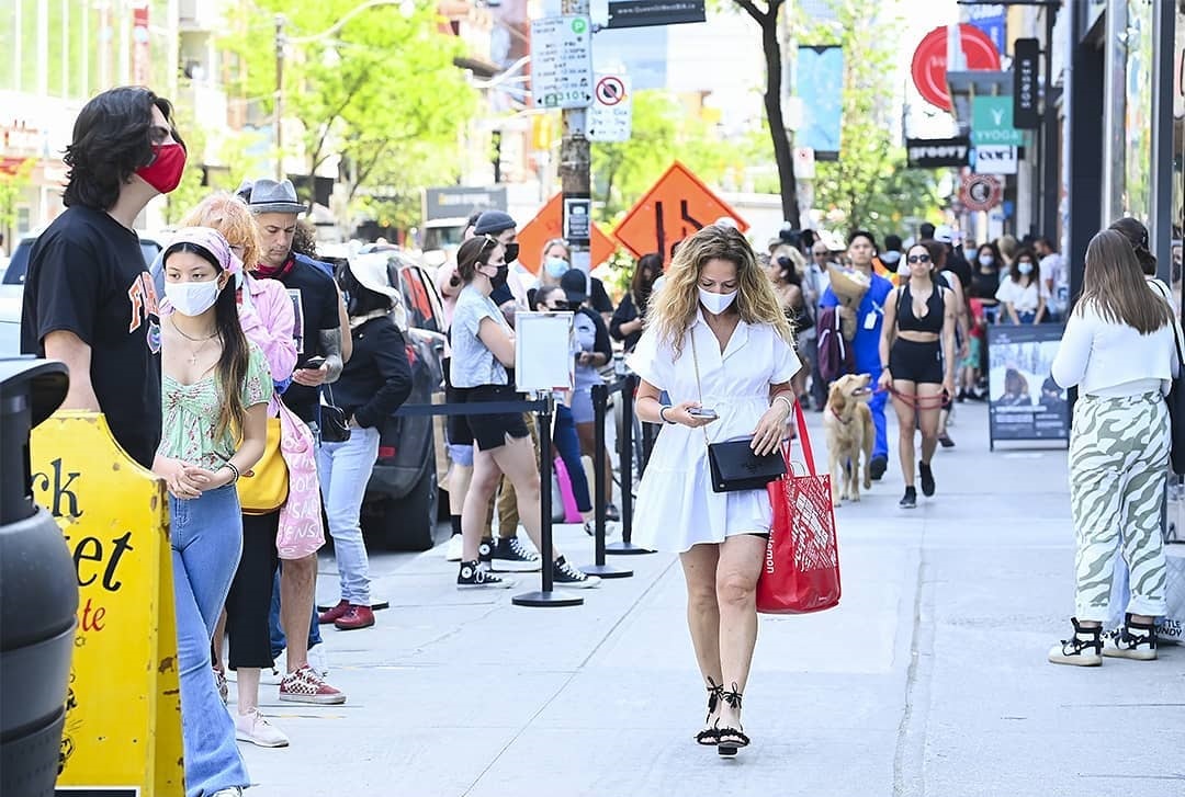 پزشک ارشد آنتاریو: در ماه سپتامبر آمار کرونا افزایش پیدا می کند