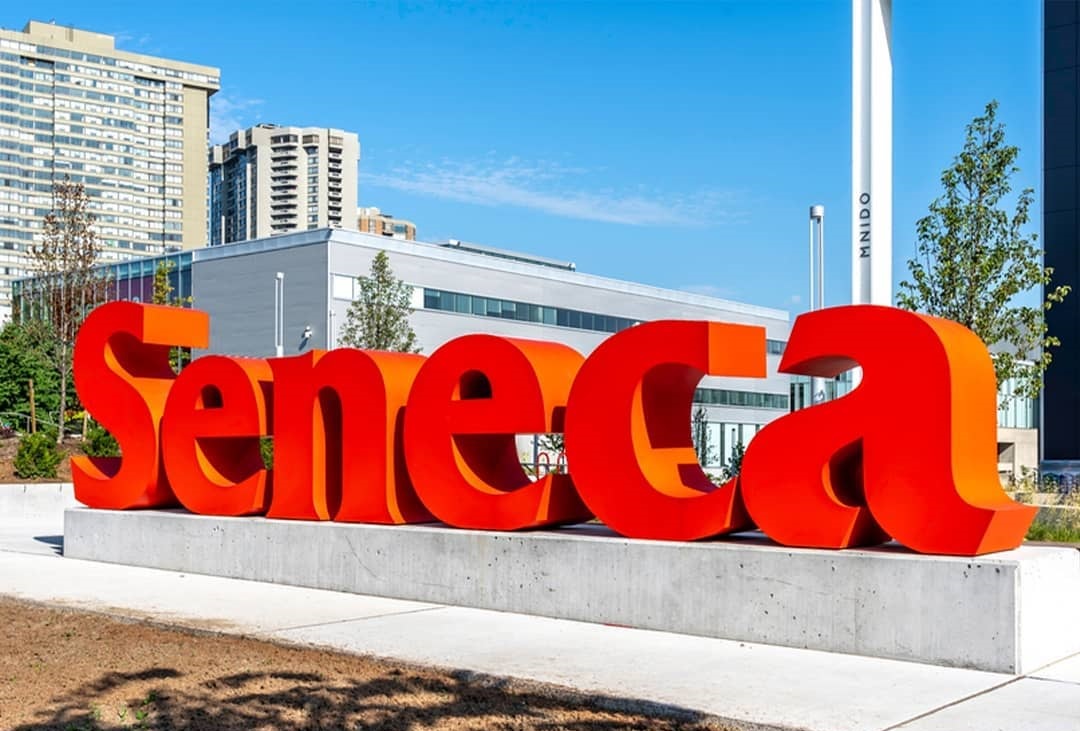 کالج سنکا تزریق واکسن کرونا را برای شرکت در کلاس های حضوری اجباری کرد