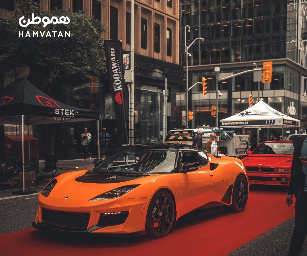 نمایشگاه خیابانی ماشین‌های لوکس ۱۵ جون در یورک‌ویل تورنتو